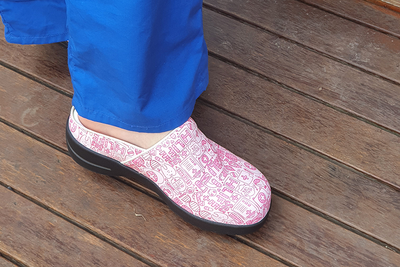 Orthotic Faves Clogs Pink diagonal view lifestyle