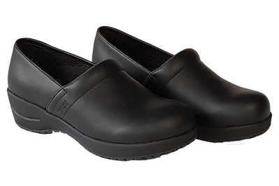 Wellness Faves Shoe - most comfortable nursing shoe two diagonal view