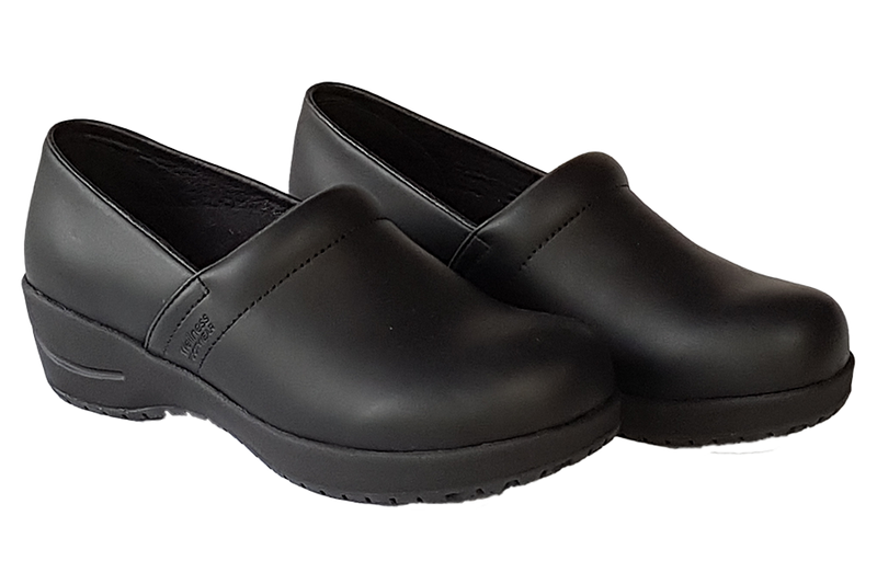 Wellness Faves Shoe - most comfortable nursing shoe two diagonal view