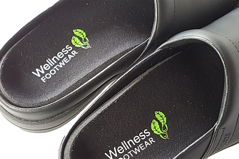 Wellness Faves Work Clogs - Black