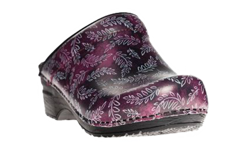Sanita nurse clogs sales