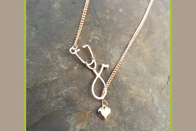 Stethescope Necklace in pretty rose gold | best nurse student gift