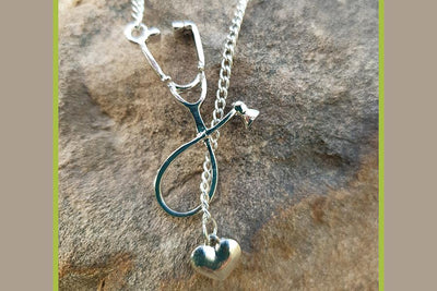 Stethescope Necklace in pretty silver | best nurse student gift