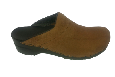 Wide fit San Flex nubuck clogs side view