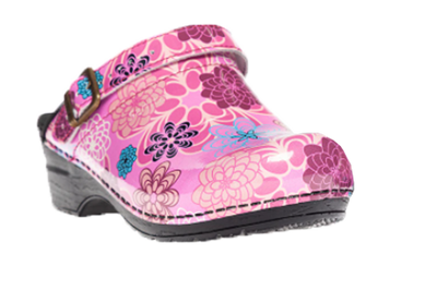 Sanita San Flex comfort Clog Mena Fuchsia diagonal view