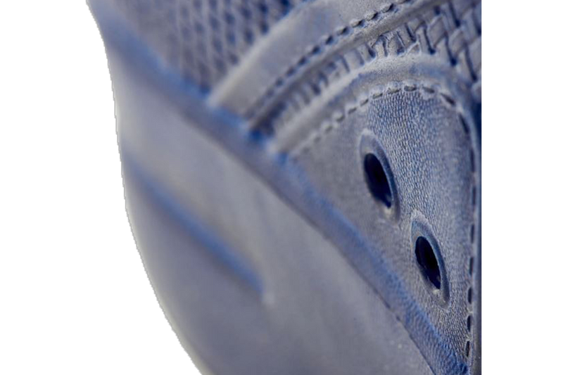 Aero washable clogs navy close up view