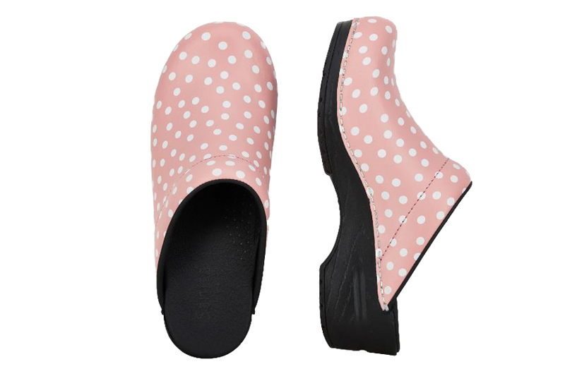 San Flex wellness footwear clogs. Side and top view pink with white dots